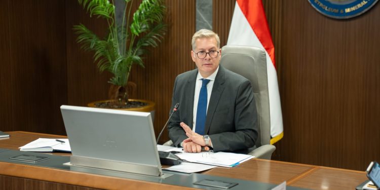 خلال الجمعية العامة للقابضة للقابضة للبتروكيماويات 2026-2027.. خطة لتنفيذ 10 مشروعات بطاقة 7.5 مليون طن وتوطين أكثر من 20 منتجًا باستثمارات 11 مليار دولار