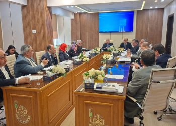 بمبيعات مستهدفة 600 مليون جنيه.. القابضة للكيماويات تعتمد الموازنة التخطيطية لـ “مطابع محرم” وتُشيد بأدائها الطموح