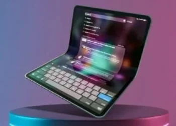 الآيفون القابل للطي