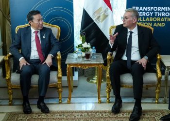 وزير البترول والثروة المعدنية يبحث بي بي الانجليزية للتوسع في مصر