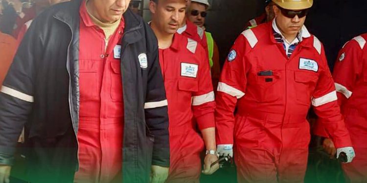 رئيس خدمات البترول البحرية PMS يتفقد ورش التصنيع بالمعدية ويؤكد: السلامة أولًا وتطبيق صارم لسياسة توقّف الأعمال