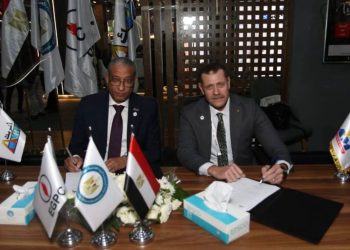 بترومنت تجدد ثقتها مع ” أنربك» وتواصل ريادتها في صيانة المواقع البترولية
