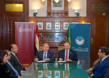 بنك مصر يوقع بروتوكول تعاون مع الهيئة العامة للاعتماد والرقابة الصحية لتوفير حلول تمويلية للمنشآت الطبية دعمًا لمنظومة التأمين الصحي الشامل