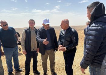 وزيرا “النقل” و”الكهرباء” يتفقدان جبل الجلالة لبحث تدشين أضخم مشروعات طاقة الرياح