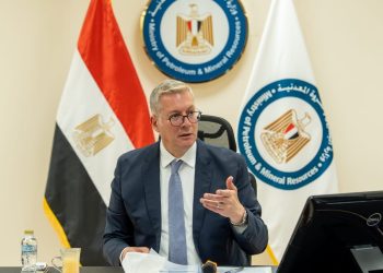وزير البترول: الاستثمار في العنصر البشري يقود تطوير قطاع الثروة المعدنية