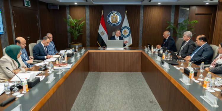 وزير البترول: الكوادر المتخصصة في «إيبروم» ميزة تنافسية تدعم استدامة النمو