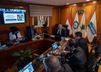 وزير البترول يشهد أعمال الجمعية العامة لشركة ثروة للبترول ويُوجّه بتبني استراتيجية طموحة لتعظيم دورها في البحث والإنتاج