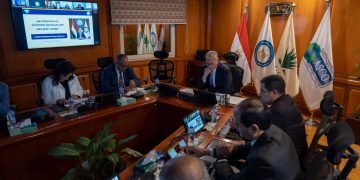 وزير البترول يشهد أعمال الجمعية العامة لشركة ثروة للبترول ويُوجّه بتبني استراتيجية طموحة لتعظيم دورها في البحث والإنتاج