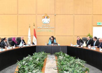 وزيرة الإسكان تعقد اجتماعًا موسعًا لمتابعة موقف تنفيذ مشروعات المبادرة الرئاسية “حياة كريمة”
