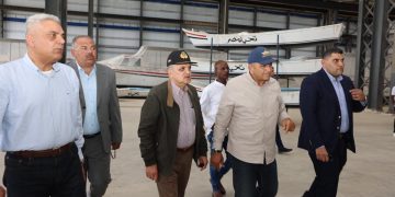 الفريق أسامة ربيع يتفقد أعمال بناء قاطرات”عزم”ويتابع معدلات بناء سفن الصيد”رزق”