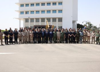 الفريق أسامة ربيع يستقبل وفد معهد دراسات الحرب الجوية