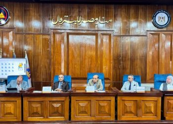 عباس صابر ومحمد ماجد يختتمان برنامج «بيئة عمل آمنة ومستدامة».. ويؤكدان: السلامة المهنية أساس رفع الإنتاجية