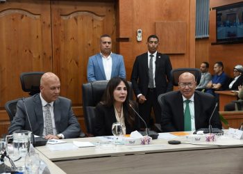 وزيرة الإسكان تترأس اجتماع اللجنة التنسيقية العليا لمياه الشرب والصرف الصحي