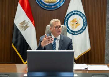 وزير البترول والثروة المعدنية يشهد اجتماع الجمعية العامة لشركة ميثانكس مصر