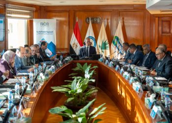 وزير البترول يشهد أعمال الجمعية العامة لشركة فجر المصرية للغاز الطبيعي