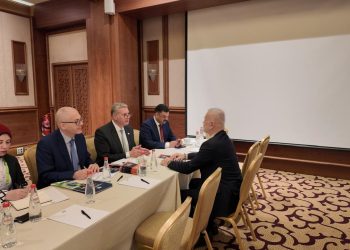 وزير البترول يبحث مع كبرى شركات التعدين التركية فرص الشراكة والاستثمار في مصر