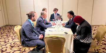 رئيس هيئة الثروة المعدنية والصناعات التعدينية يبحث مع شركات تركية وأمريكية فرص جذب الاستثمارات