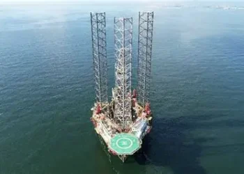 بإستخدام أحدث التقنيات الاستكشافية …نجاح حفر بئر جديدة بخليج السويس بإنتاج يناهز 2500 برميل يومياً