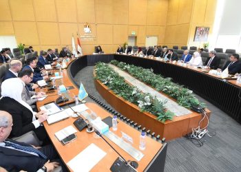 وزيرة الإسكان تتابع الموقف التنفيذي وأخر مستجدات منطقة الأعمال المركزية بالعاصمة الجديدة