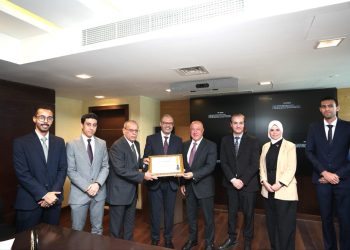 البنك الأهلي المصري يحتفظ للعام الثالث عشر بشهادة الامتثال والتوافق مع معاییر متطلبات هيئتي الفيزا والماستر كارد العالمية