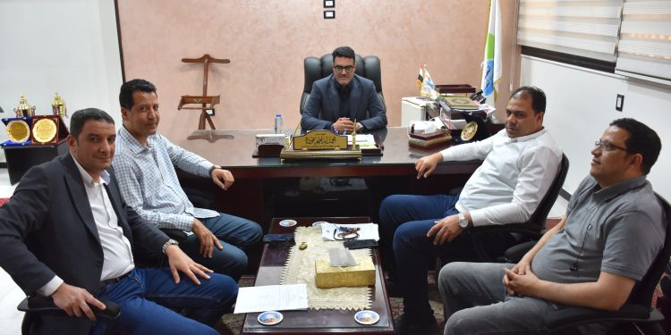 «فودة» يلتقي مع نواب القليوبية لبحث ملفات مياه الشرب والصرف الصحي بالمحافظة