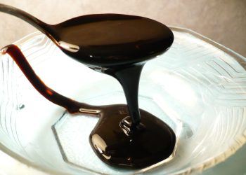 العسل الأسود