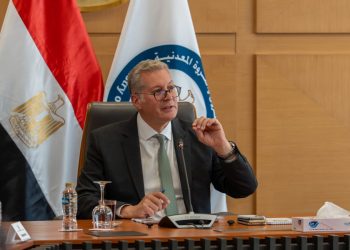 وزير البترول: حوافز للتوسع في الحفر الأفقي والتكسير الهيدروليكي لزيادة الإنتاج