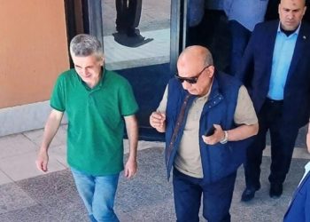 وزير الكهرباء يتفقد هيئة الطاقة الجديدة والمتجددة ويتابع مجريات التنفيذ لمشروعات الطاقة الشمسية