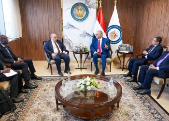 وزير البترول يبحث مع الأمين العام لمنظمة منتجي البترول الأفارقة سبل دفع التكامل الأفريقي في مجالات البترول والغاز