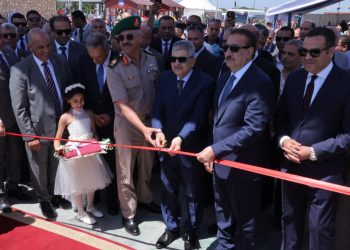 رئيس هيئة قناة السويس ومحافظ بورسعيد يشهدان افتتاح كوبرى النصر العائم 2 للربط بين مدينتي بورسعيد وبورفؤاد