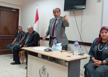 اجتماع عاجل وموسع لوكيل وزارة التموين بالقليوبية لوضع ضوابط صارمة لضبط الأسواق وتقديم أفضل خدمة للمواطنين