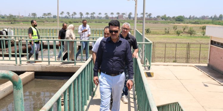 فودة يتفقد محطة معالجة صرف صحي دملو ويوجه بسرعة إنهاء إجراءات تسليم التوسعات وتشغيلها بكامل طاقتها