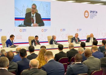وزير البترول يشارك في جلسة حول مستقبل الطاقة بمنتدي سان بطرسبرج الاقتصادي