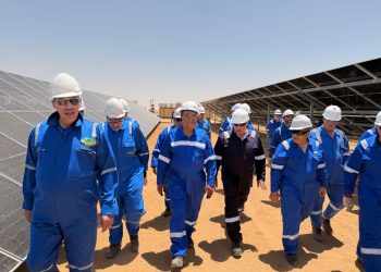رئيس “الهيئة المصرية العامة للبترول” يتفقد حقول “شمال البحرية” بالصحراء الغربية لمتابعة خطط الإنتاج والاستكشاف