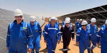 رئيس “الهيئة المصرية العامة للبترول” يتفقد حقول “شمال البحرية” بالصحراء الغربية لمتابعة خطط الإنتاج والاستكشاف