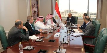 وزير الكهرباء يبحث مع شركة “أكوا باور” السعودية أوجه التعاون والعمل المشترك