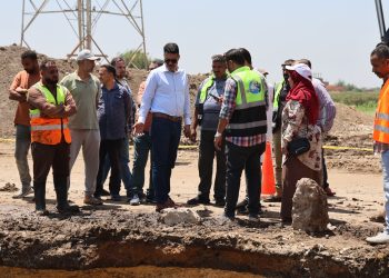 رئيس مياه القليوبية: الانتهاء من أعمال إحلال وتجديد 100 متر من خط مياه 630 مم بمشتهر للقضاء على تكرار الأعطال