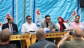 محمد فودة رئيس شركة مياه القليوبية يبحث مطالب المواطنين بحضور النائب حاتم الشامى