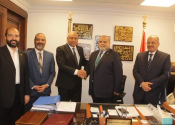 الكفراوي يكرّم مهندسات “تعمير القاهرة الكبرى” احتفاءً باليوم العالمي للمهندسات
