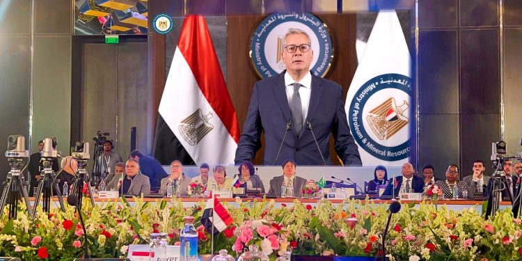  ممثلاً لمصر.. وزير البترول والثروة المعدنية يشارك في اجتماع وزراء الطاقة بدول البريكس