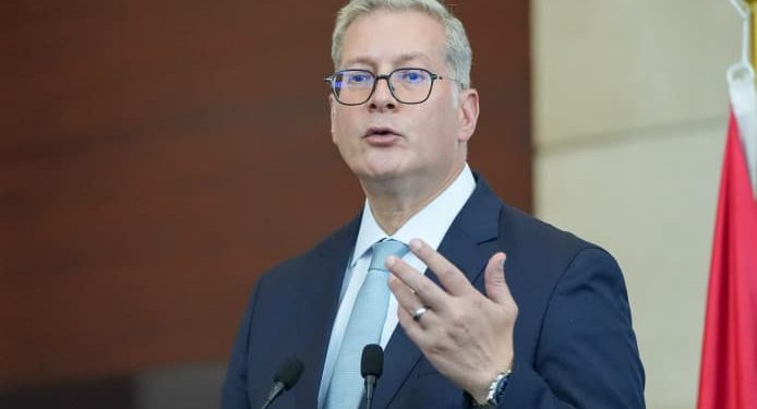 وزير البترول يعلن انطلاق المرحلة الأولى لطرح شركات القطاع بالبورصة المصرية