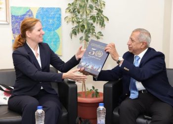 رئيس الأكاديمية العربية يستقبل مدير مكتب الهيئة الألمانية للتبادل الأكاديمي DAAD بفرع العلمين