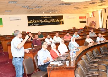 العاشر من رمضان تعزز ثقافة السلامة والصحة المهنية بمحاضرة توعوية للعاملين