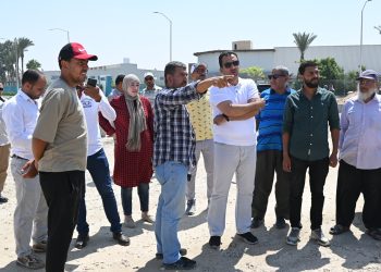 رئيس جهاز العاشر يتابع تطوير طرق المنطقة الصناعية A3 ويشدد على حماية أعمال الرصف