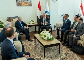 خلال مباحثات مع وزير البترول.. مجموعة “كوانتم كابيتال” الأمريكية تستهدف تأسيس محفظة استثمارات بقطاع البترول والغاز المصري