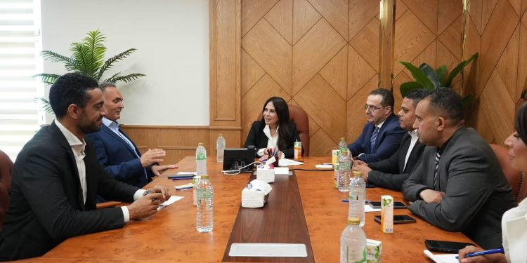 وزيرة الإسكان تعقد سلسلة اجتماعات مع عدد من شركات التطوير والتسويق العقاري لمتابعة موقف مبيعات وتسليم الوحدات ومشروعات الشراكة