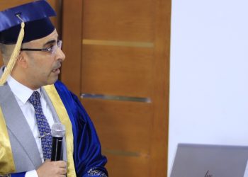 الباحث وائل شعبان يحصل على الدكتوراه حول تأثير إدارة المخاطر المالية على أداء الشركات التجارية