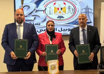 المصرية لنقل الكهرباء توقع عقد إنشاء محطة محولات هليوبوليس 2 جهد 220/66/11 ك.ف لدعم الأحمال المتزايدة وتعزيز استقرار الشبكة