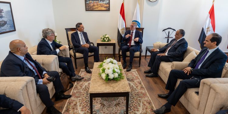 وزير البترول يبحث مع رئيس «إنرجين» اليونانية تعزيز استثماراتها في مصر وزيادة إنتاج الغاز