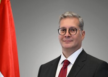 وزير البترول يُثَمِّنُ تأسيس «الفجيرة العلمين للنفط والغاز» لإنشاء منطقة لوجيستية لتخزين وتداول البترول بميناء الحمراء